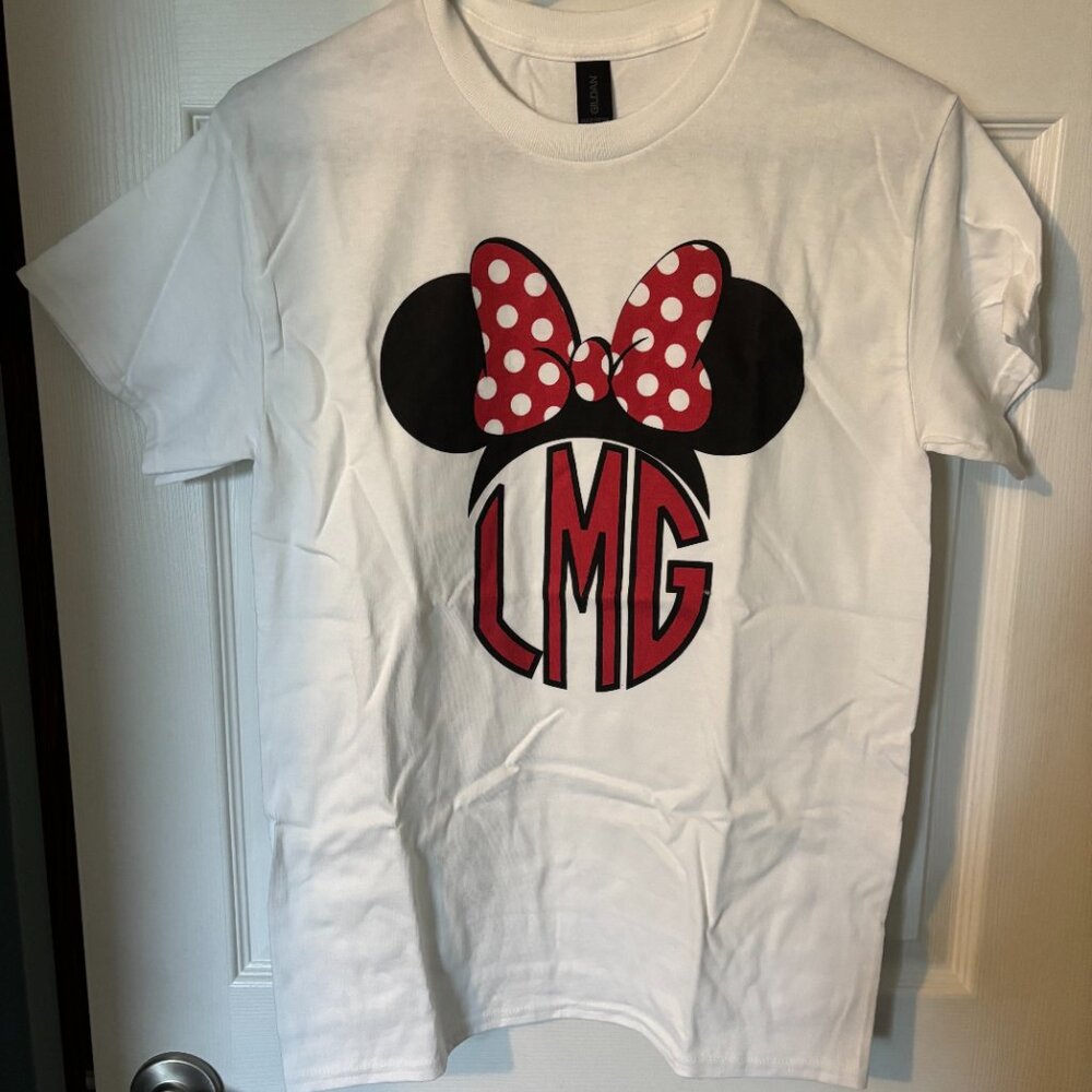Minnie mouse t-shirt custom initial monogram NWOT
